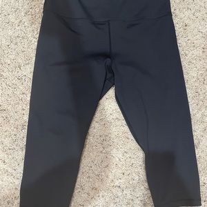 Zyia Black Light and Tight Hi-Rise Crop 17”